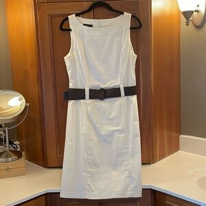 Women’s AB Studio White Sleeveless Sheath Dress Size 10